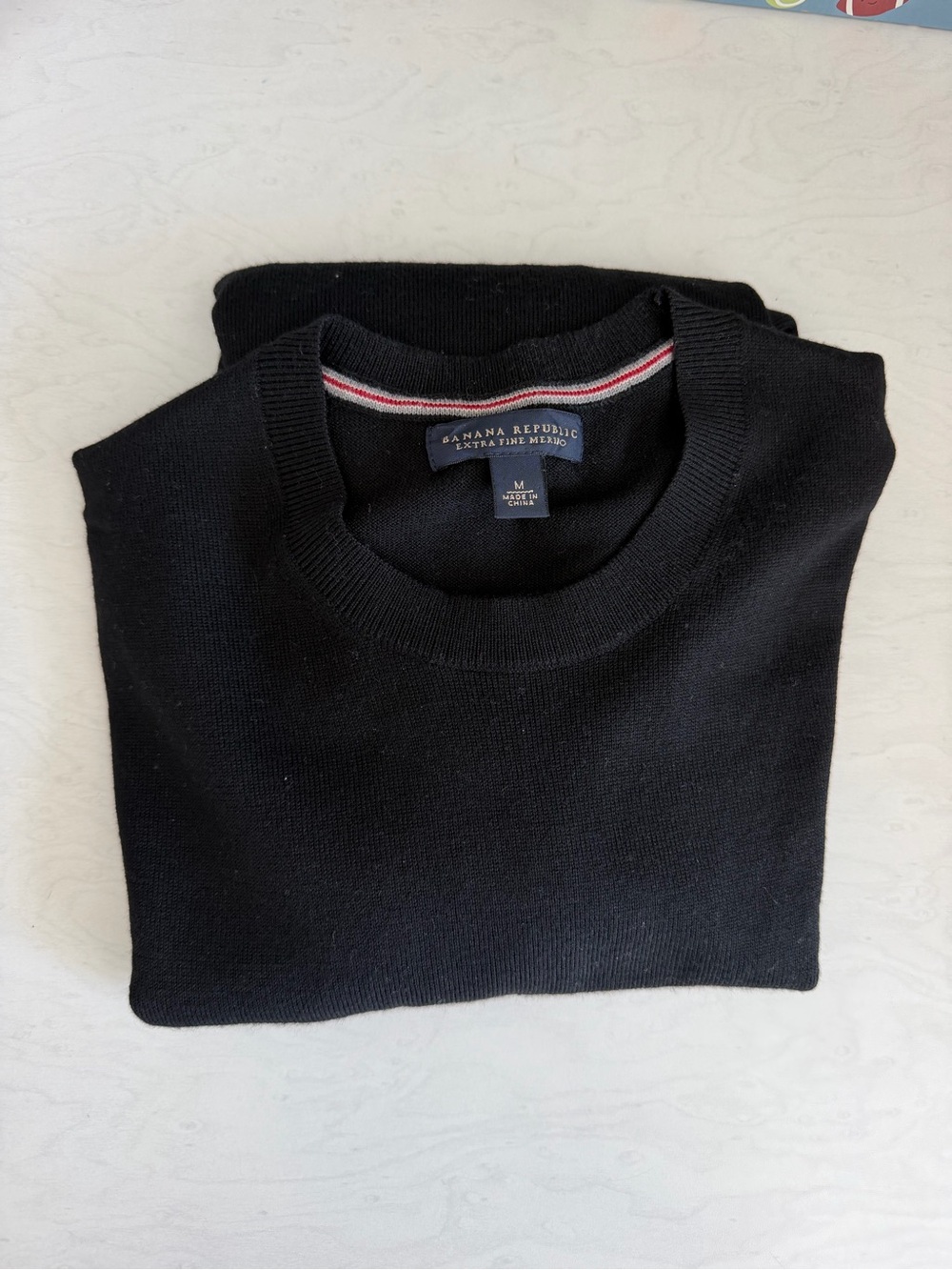 Banana Republic Men’s Black Crewneck Pullover Sweater